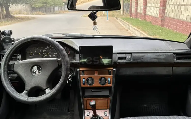 Mercedes-Benz E 230 1991 года за 1 090 000 тг. в Алматы