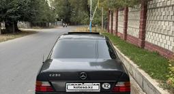 Mercedes-Benz E 230 1991 годаүшін1 090 000 тг. в Алматы – фото 5