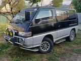 Mitsubishi Delica 1996 годаfor2 200 000 тг. в Алматы – фото 2