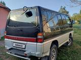 Mitsubishi Delica 1996 годаfor2 200 000 тг. в Алматы – фото 4