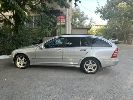 Mercedes-Benz C 200 2002 года за 3 200 000 тг. в Шымкент – фото 3