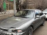 Mitsubishi Galant 1993 года за 550 000 тг. в Караганда – фото 2