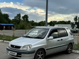 Toyota Raum, 1997
