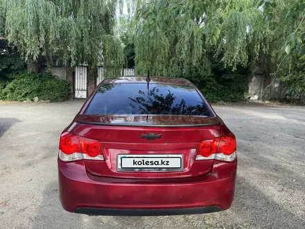 Chevrolet Cruze 2011 года за 3 400 000 тг. в Алматы – фото 2