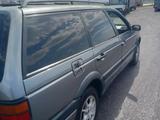 Volkswagen Passat 1993 годаүшін1 000 000 тг. в Шу