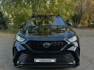 Toyota Highlander, 2022
