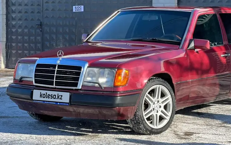 Mercedes-Benz E 220 1993 года за 2 400 000 тг. в Алматы