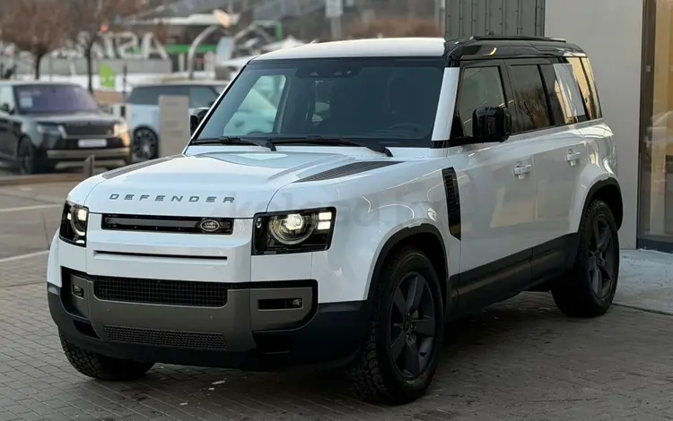 Land Rover Defender S 2025 года за 81 724 000 тг. в Усть-Каменогорск
