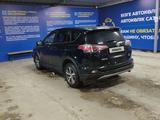 Toyota RAV4 2018 года за 13 500 000 тг. в Алматы – фото 2