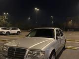Mercedes-Benz E 220 1994 года за 2 250 000 тг. в Шымкент