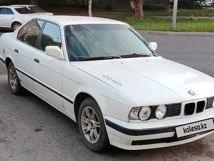 BMW 520 1990 года за 1 300 000 тг. в Усть-Каменогорск – фото 2