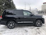 Toyota Land Cruiser 2017 годаүшін32 000 000 тг. в Алматы – фото 3