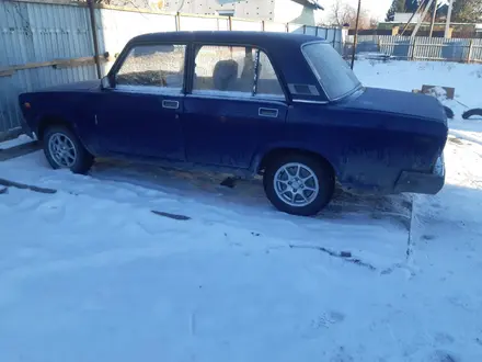 ВАЗ (Lada) 2107 1999 года за 800 000 тг. в Семей