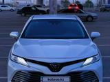 Toyota Camry 2020 года за 16 500 000 тг. в Шымкент