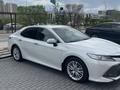 Toyota Camry 2021 года за 17 500 000 тг. в Астана – фото 15