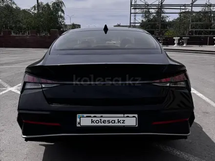 Hyundai Elantra 2023 года за 7 600 000 тг. в Караганда – фото 6