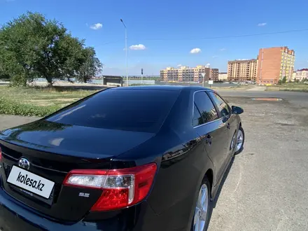 Toyota Camry 2013 года за 6 200 000 тг. в Актобе – фото 5