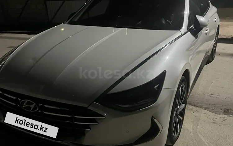 Hyundai Sonata 2022 года за 11 300 000 тг. в Астана