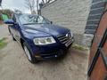 Volkswagen Touareg 2004 года за 4 300 000 тг. в Алматы – фото 5