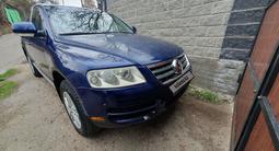 Volkswagen Touareg 2004 года за 4 300 000 тг. в Алматы – фото 5