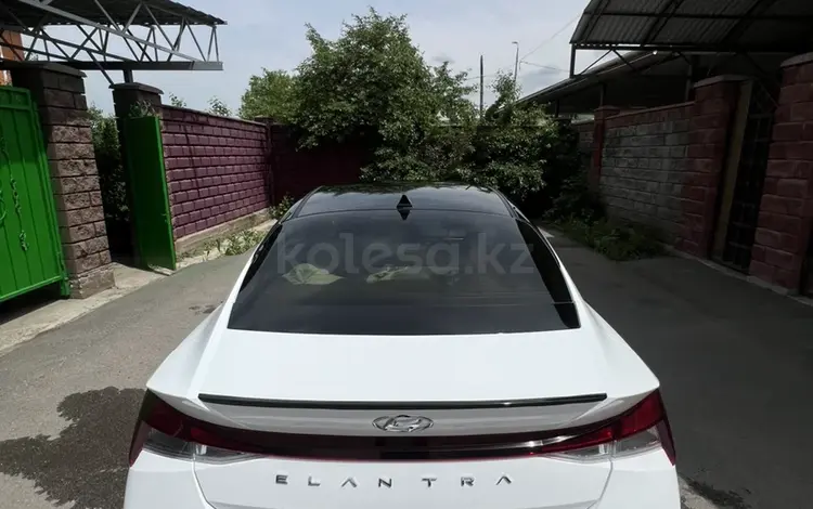 Hyundai Elantra 2020 годаүшін9 800 000 тг. в Алматы