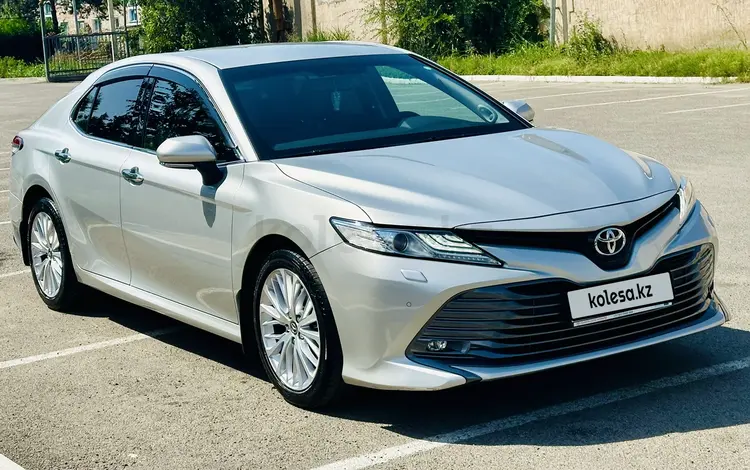 Toyota Camry 2019 годаfor14 500 000 тг. в Алматы