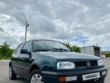 Volkswagen Golf 1993 годаүшін1 800 000 тг. в Тараз