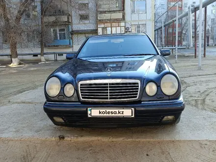 Mercedes-Benz E 230 1996 года за 2 300 000 тг. в Алматы