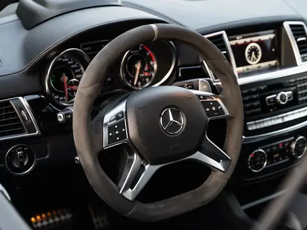 Mercedes-Benz GL 63 AMG 2014 года за 30 000 000 тг. в Алматы – фото 22