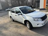 ВАЗ (Lada) Granta 2190 2013 годаүшін3 100 000 тг. в Алматы – фото 2