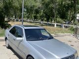Mercedes-Benz C 200 1994 года за 1 800 000 тг. в Алматы