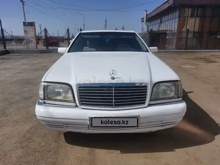 Mercedes-Benz S-Класс 1995 года за 3 500 000 тг. в Жезказган – фото 2