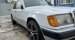 Mercedes-Benz E 200 1992 года за 1 300 000 тг. в Шу – фото 3