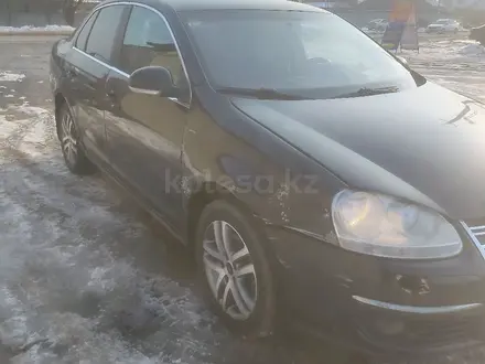 Volkswagen Jetta 2007 года за 2 650 000 тг. в Алматы – фото 10