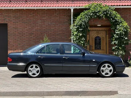 Mercedes-Benz E 240 1998 года за 3 600 000 тг. в Шымкент – фото 6