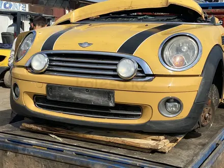 ПЕРЕДНЯЯ ЧАСТЬ MINI COOPER R56 за 5 000 000 тг. в Алматы – фото 2