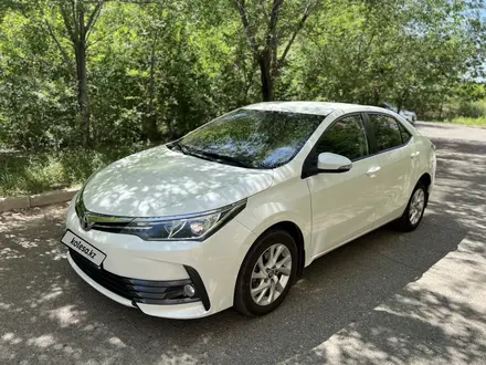 Toyota Corolla 2018 года за 7 700 000 тг. в Усть-Каменогорск – фото 2