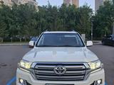 Toyota Land Cruiser 2016 года за 26 900 000 тг. в Астана