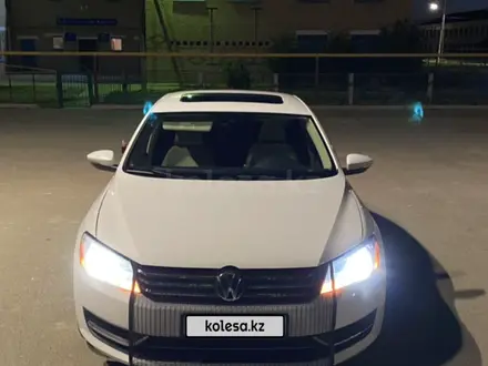 Volkswagen Passat 2012 года за 4 500 000 тг. в Атырау – фото 2
