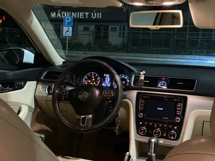 Volkswagen Passat 2012 года за 4 500 000 тг. в Атырау – фото 5