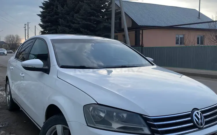 Volkswagen Passat 2011 годаfor5 200 000 тг. в Алматы