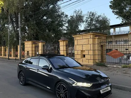 Kia K5 2021 года за 11 500 000 тг. в Алматы