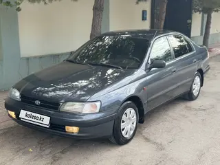 Toyota Carina E