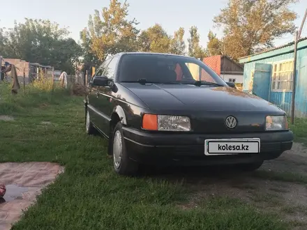 Volkswagen Passat 1991 года за 1 650 000 тг. в Семей