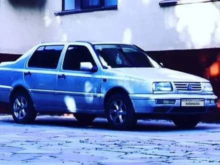 Volkswagen Vento 1996 года за 1 000 000 тг. в Шымкент – фото 4