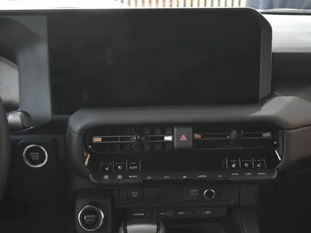 Toyota Land Cruiser Prado Luxe 2025 года за 46 890 000 тг. в Атырау – фото 12