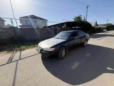 Toyota Camry 1997 года за 2 400 000 тг. в Алматы – фото 3