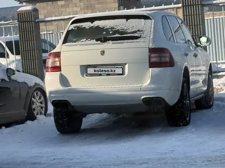 Porsche Cayenne 2006 года за 6 000 000 тг. в Астана – фото 4