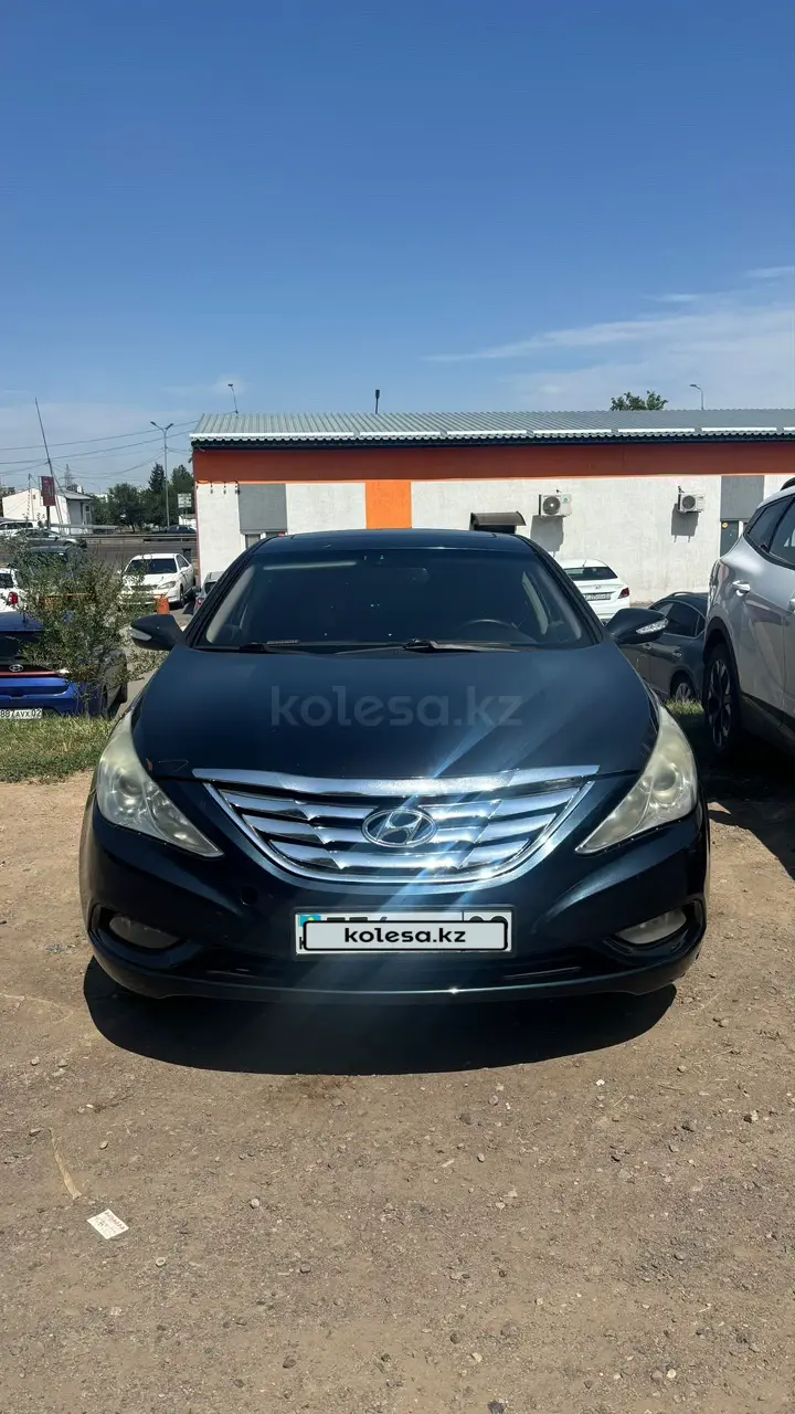 Hyundai Sonata, 2010