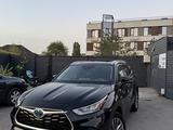 Toyota Highlander 2020 года за 19 500 000 тг. в Алматы